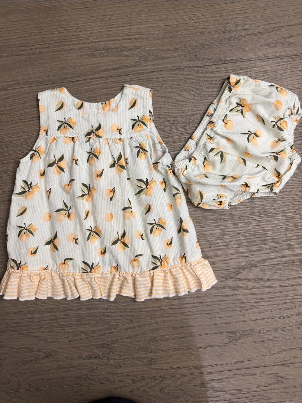NWOT SweetHoney White Peach Print Sleeveless Dress & Bloomers - Yellow Accents